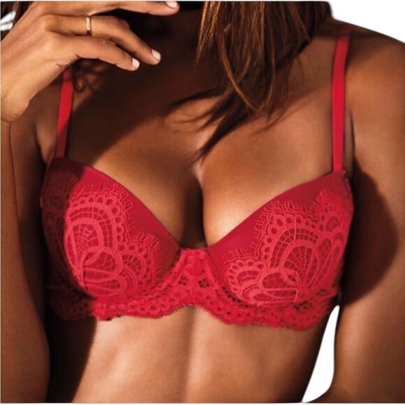 Victoria’s Secret Dream Angels push up Red Lace detail underwire Bra size 34D - Picture 1 of 4